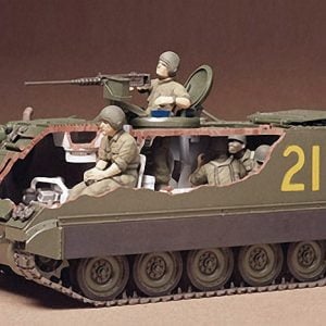 US M113 APC Amoured Personnel Carrier Kit CA140 35 Scale Tamiya 35040