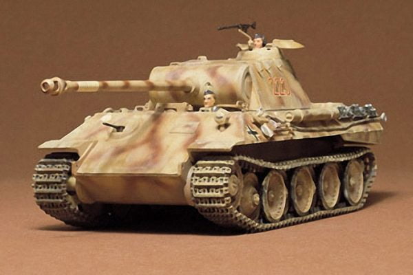 German Panther Med Tank Kit CA165 35 Scale Tamiya 35065