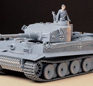 German Tiger I Early Production kit 35 Scale Tamiya 35216