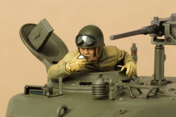 Crew Tamiya US Medium Tank M4A3E8 Sherman Easy Eight European Theater