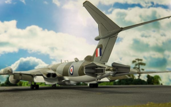 Diorama 2 Airfix Handley Page Victor B-2 A12008