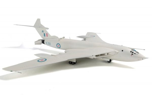 Final 2 Airfix Handley Page Victor B-2 A12008