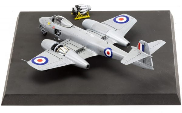 Airfix Gloster Meteor F8 Korean War 1:48 A09184