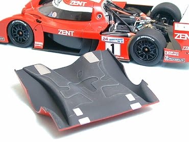 Tamiya Toyota GT-ONE TS020 Model Kit 24222