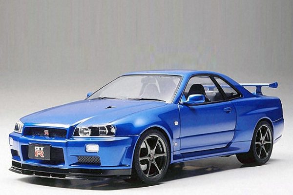 Tamiya Nissan Skyline Gt-R R34 Model Kit 24258
