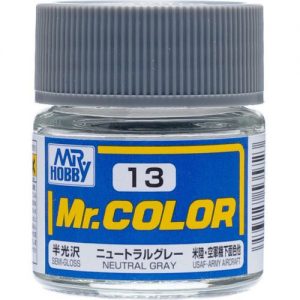 C13 Gris neutre semi-brillant
