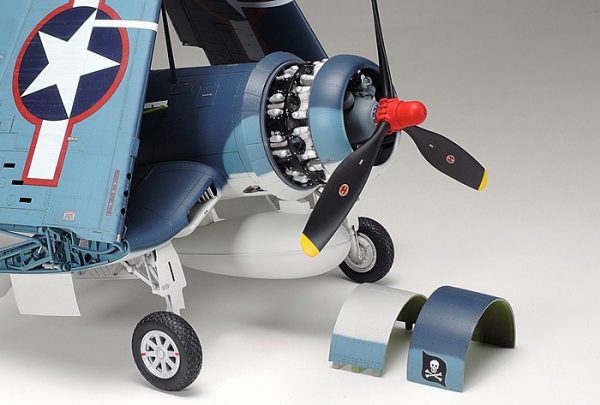 Tamiya Vought F4U-1A Corsair 60325
