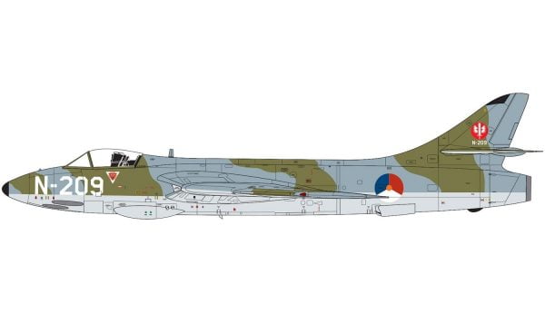 Airfix Hawker Hunter F6 1/48 Scale A09185