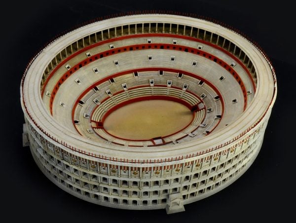 Italeri Colosseum 1/500 Échelle 68003