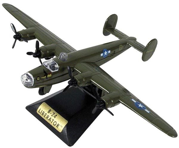 Skywings 1/100 Scale B-24 Liberator with Display Stand 77026
