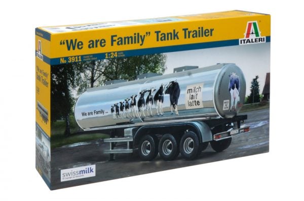 box Italeri Classic Tank Trailer We are Family 3911