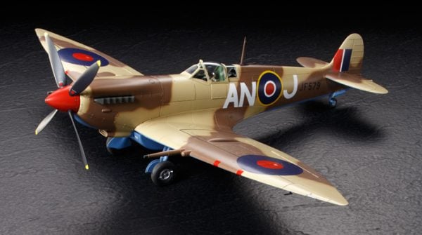 Tamiya Supermarine Spitfire Mk.VIII 1/32 Scale 60320