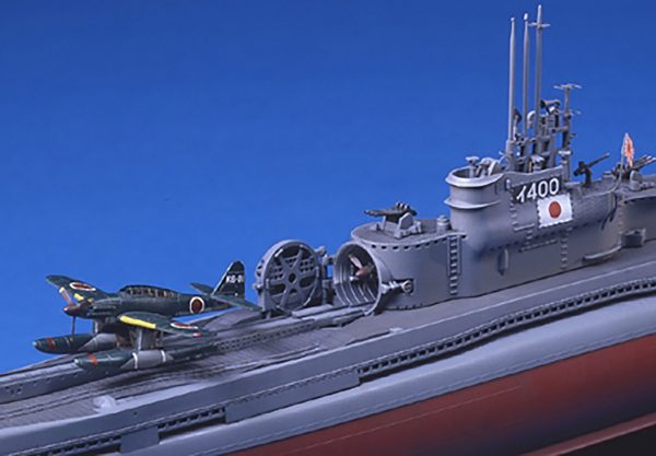 Details Tamiya Japanese Navy Submarine I-400 1/350 Scale 78019