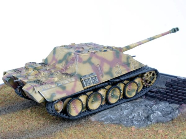 Revell Sd.Kfz.173 Jagdpanther 1:76 Scale RVG 03232 Starboard
