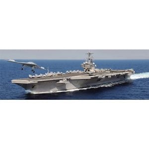 Italeri USS George HW Bush CVN-77 1/720 Échelle 5534