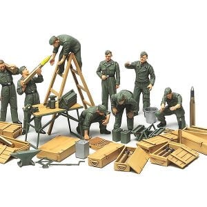 Tamiya 1/48 WWII German Tank Crew Field Maintainence Set 32547