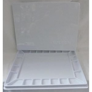 Holbein Large Plastic Palette with Cover 15.75x12 in 1024-444