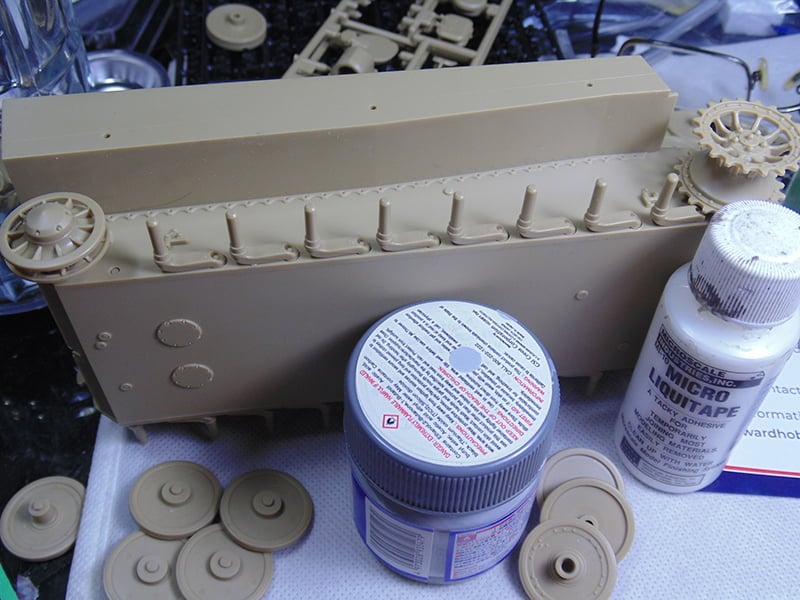 lower hull with sprockets and jars