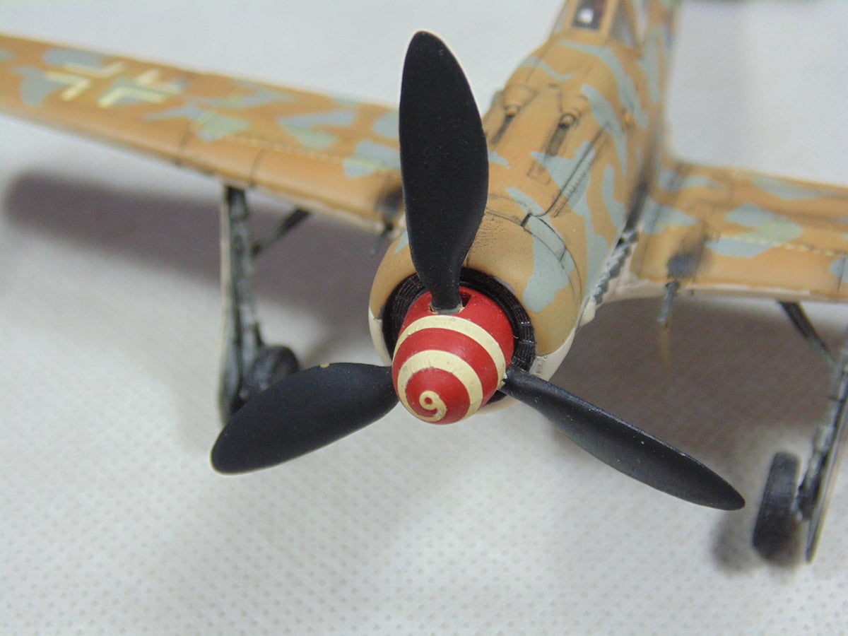 Un-Weathered Vs Weathered Prop Blades