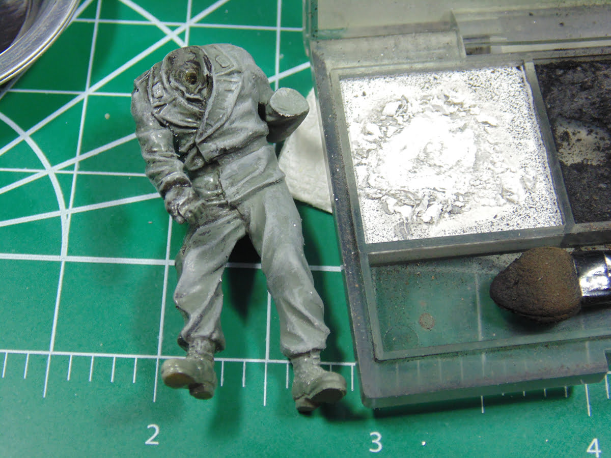 Figure with Tamiya White Pigment