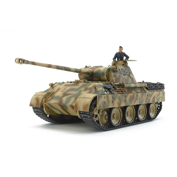 Tamiya Panther Ausf.D German Tank 1:48 Scale 32597