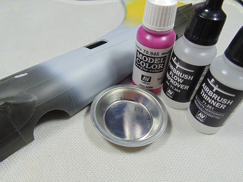 HOW to airbrush the NEW Formula Vallejo Metal Color, 2021