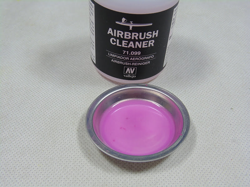 Vallejo Airbrush Cleaner - what is it? - Airbrushes 
