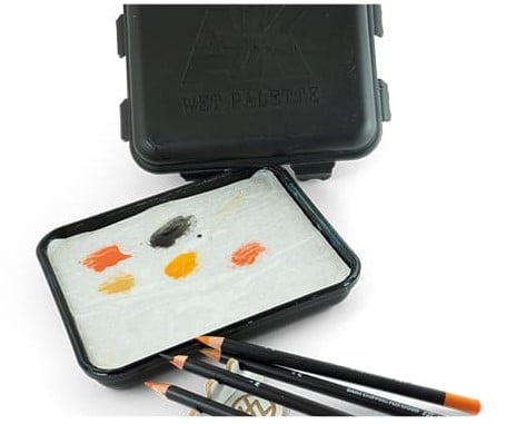Weathering Pencil use with a Wet Palette