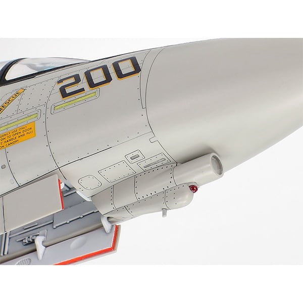 Tamiya Grumman F-14A Tomcat Late Model Carrier Launch Set 1
