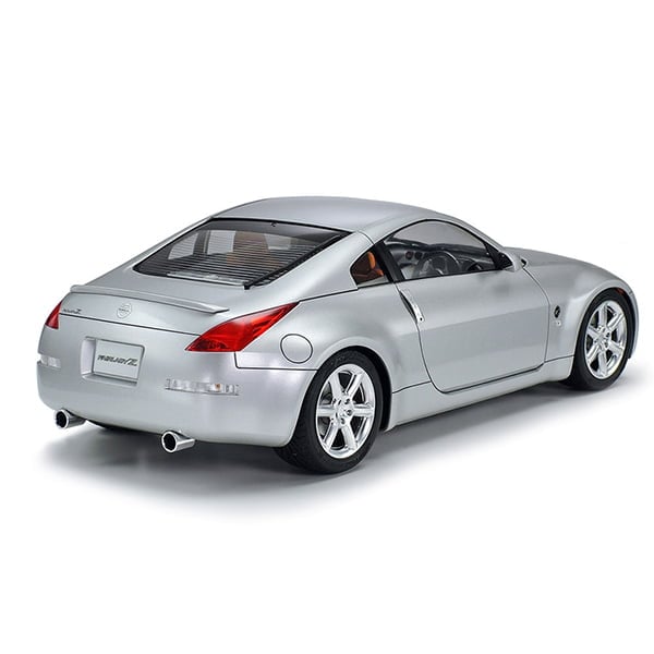 Tamiya Nissan 350Z Track Version 1:24 Scale 24254