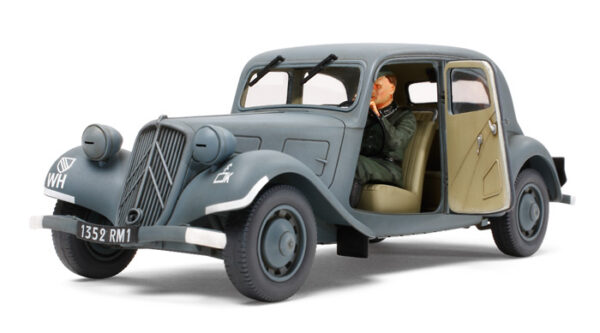 Tamiya Citroen Traction 11CV Staff Car 1/35 Scale 35301