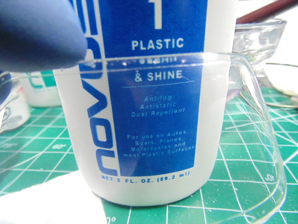Part In front of Plastic Clean & Shine 1