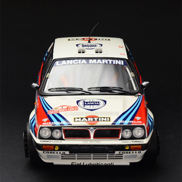 Italeri Lancia Delta HF Integrale 16V 1:12 Scale 4709