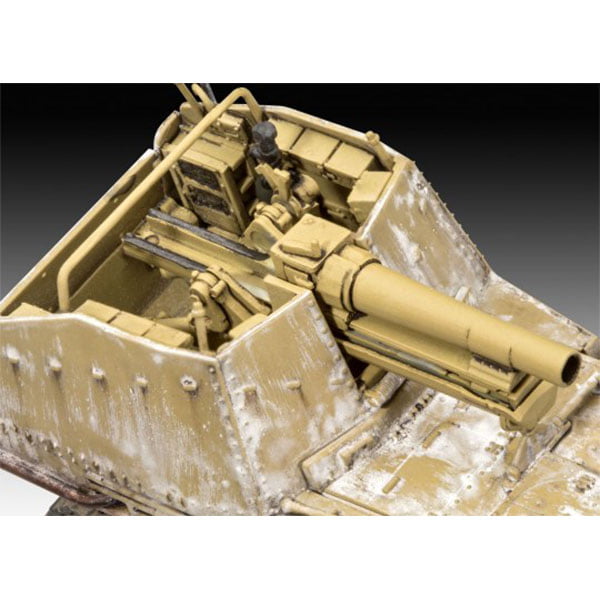 Revell Sturmpanzer 38(t) Grille Ausf.M 1:72 Scale RVG 03315
