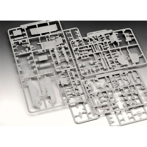Revell Sturmpanzer 38(t) Grille Ausf.M 1:72 Scale RVG 03315