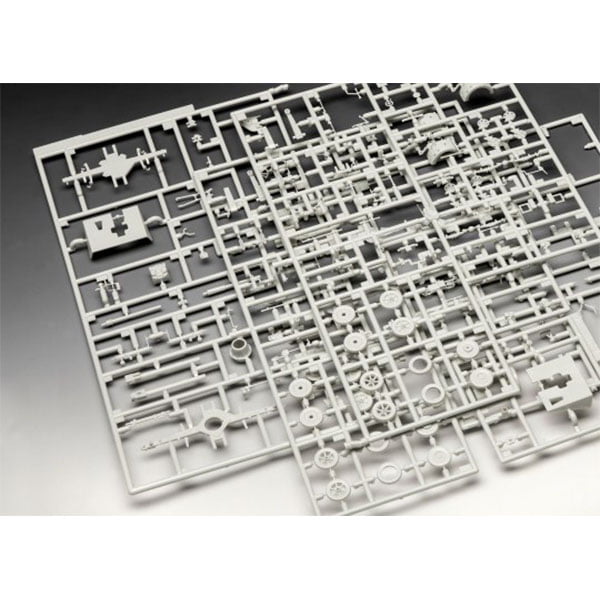 Revell 8.8 cm Flak 37 and Sd.Anh.202 1:72 Scale RVG 03325