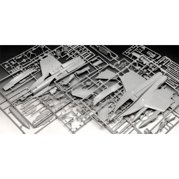 Revell Top Gun Maverick F/A-18E Super Hornet 1:48 Scale RVG 03864