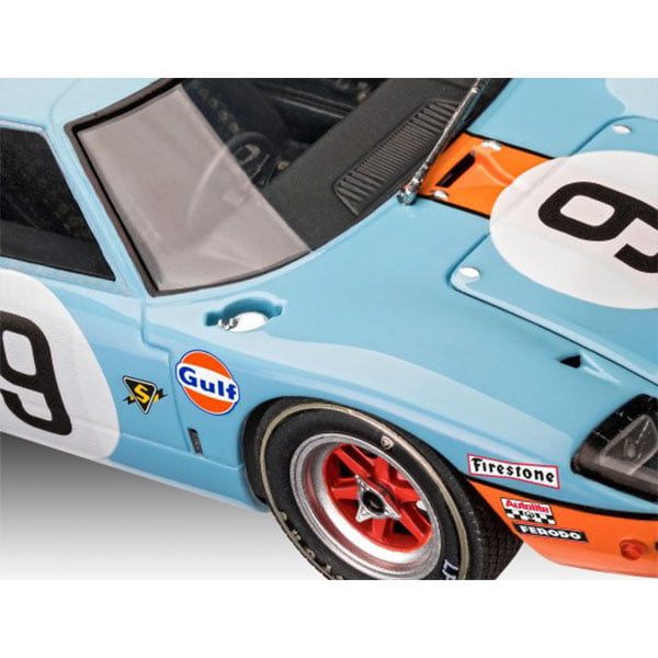Revell Ford GT40 Le Mans 1968 and 1969 1:24 Scale RVG 07696