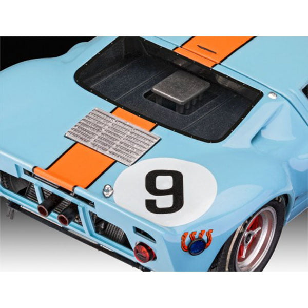 Revell Ford GT40 Le Mans 1 24 Scale Model Car
