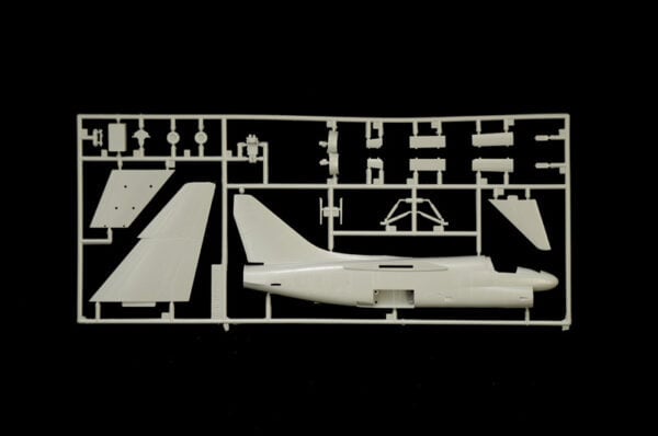 Italeri A-7E Corsair II 1:72 Scale 1411