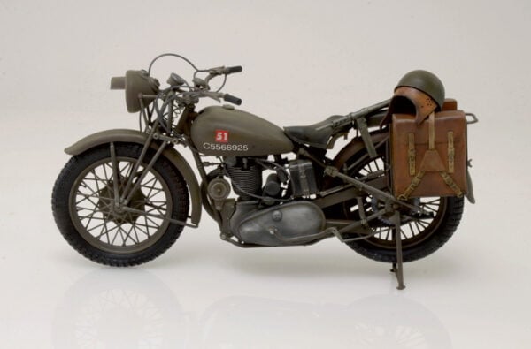 Italeri Triumph 3HW Motorcycle 1:9 Scale 7402