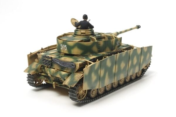 Tamiya German Tank Panzerkampfwagen IV Ausf.H Tank 1/48 Scale 32584