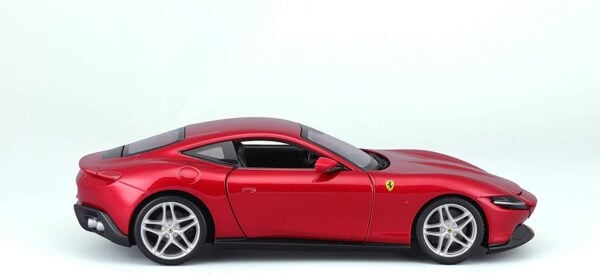 Maisto Ferrari Roma Red Assembly Line Kit 1/24 Scale 39139