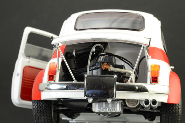Italeri Fiat Albarth 695SS Assetto Corsa 1/12 Scale 4705
