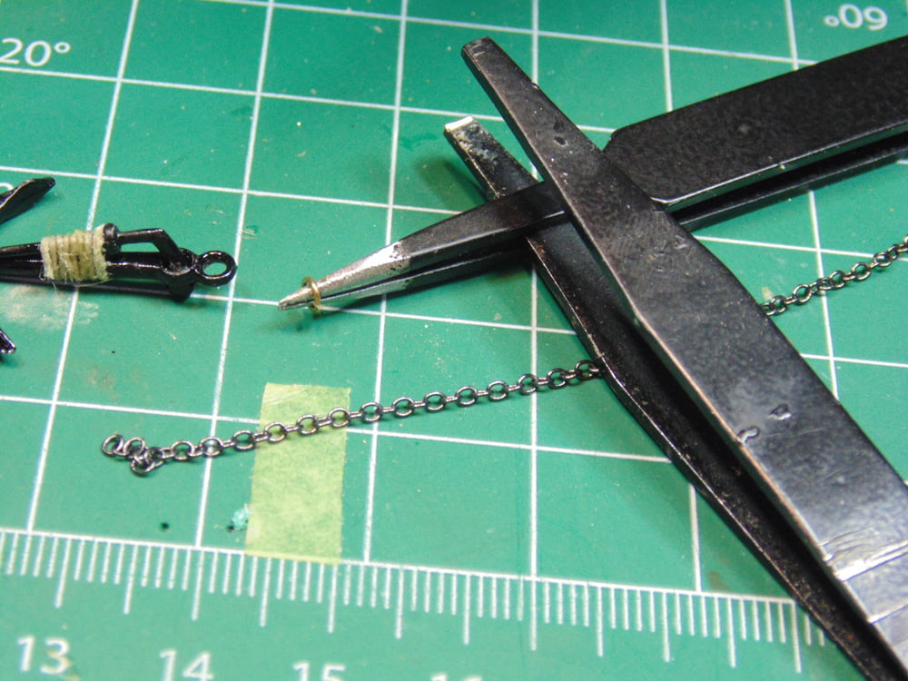 Tweezers Chain and Anchor Assembly