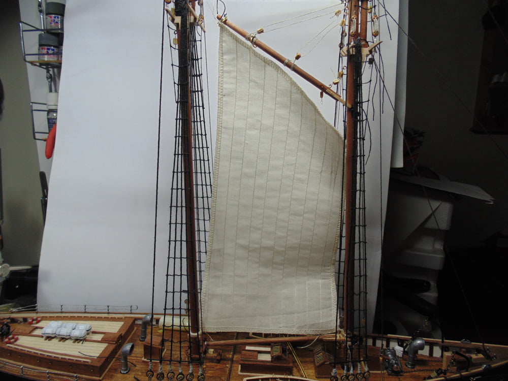 Sail loosely fitted on Jib and boom