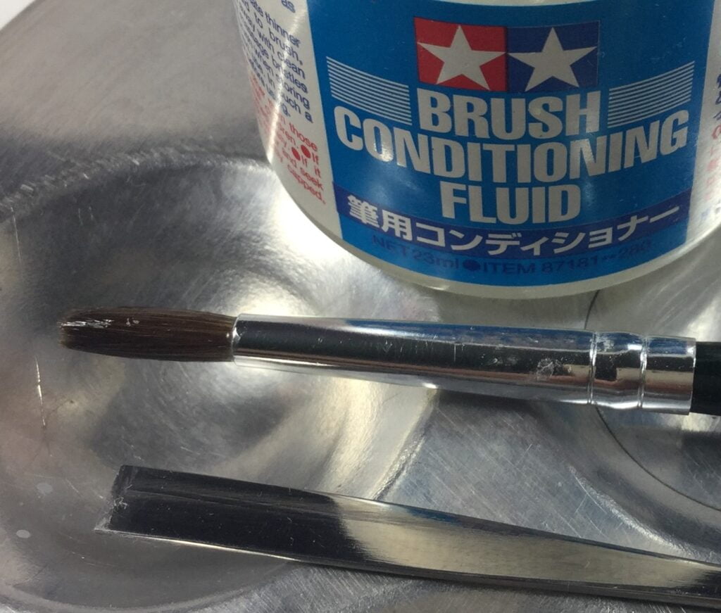 Natural Hair Paint Brush Dipped In Tamiya Brush Conditioning Fluid