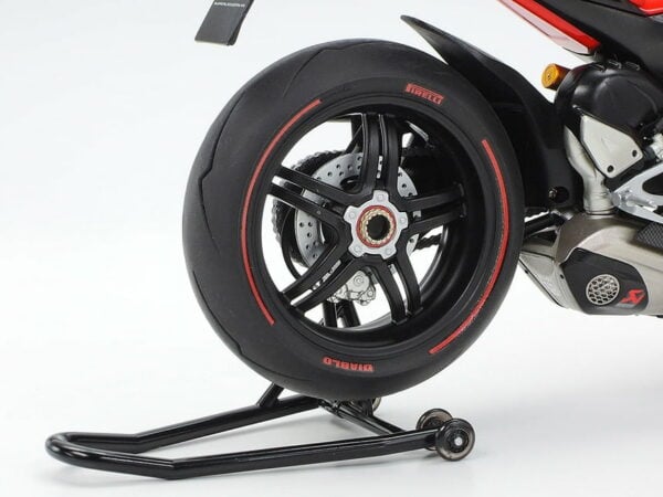 Kit de modèle Tamiya Ducati Superleggera V4 à l'échelle 1/12 14140