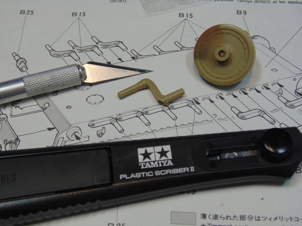 Hobby blade with parts and Tamiya scriber