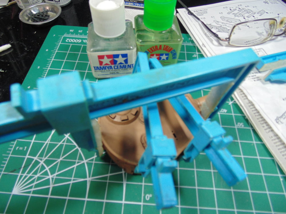 Excel clamps on turret top parts